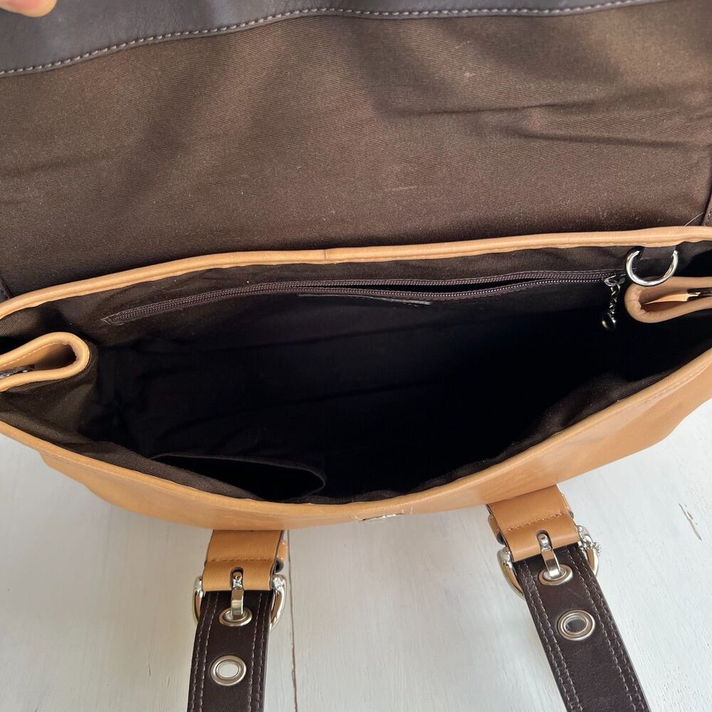 •Vintage• Coach Y2K Soho Hampton Flap F12304 Leather Satchel Bag in British Tan - Picture 7 of 15